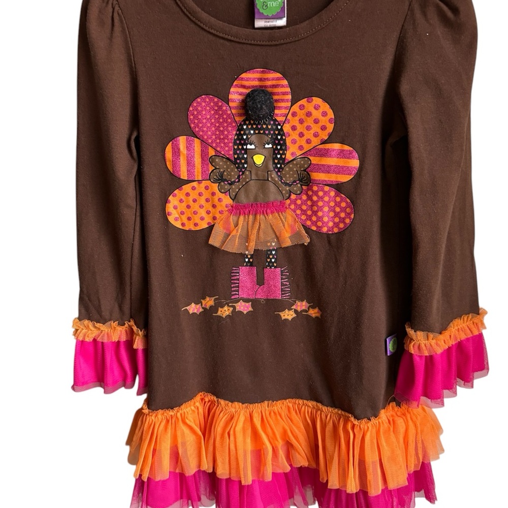 Really Cute Girls Dress With A Fun Turkey